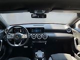 Mercedes-Benz Třídy A A-Třída 180d sedan AMG Line Ni - náhled 14