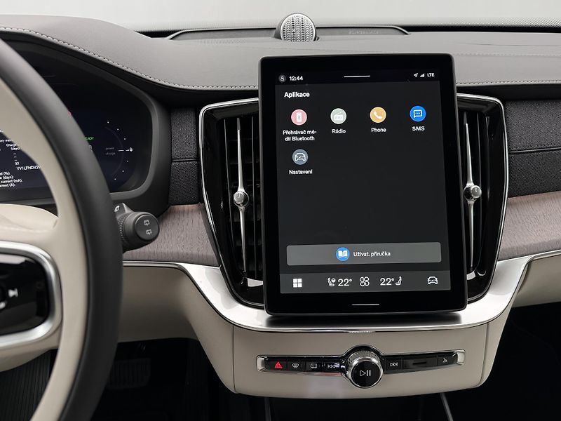 Volvo XC90 (2026) T8 AWD Plug-in BRIGHT PLUS 7m - fotka 9 z 29