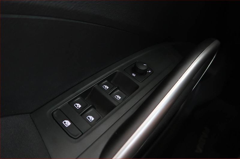 Škoda Fabia (2023) 1.0 TSI, ČR,1.maj, Serv.kniha - fotka 17 z 17