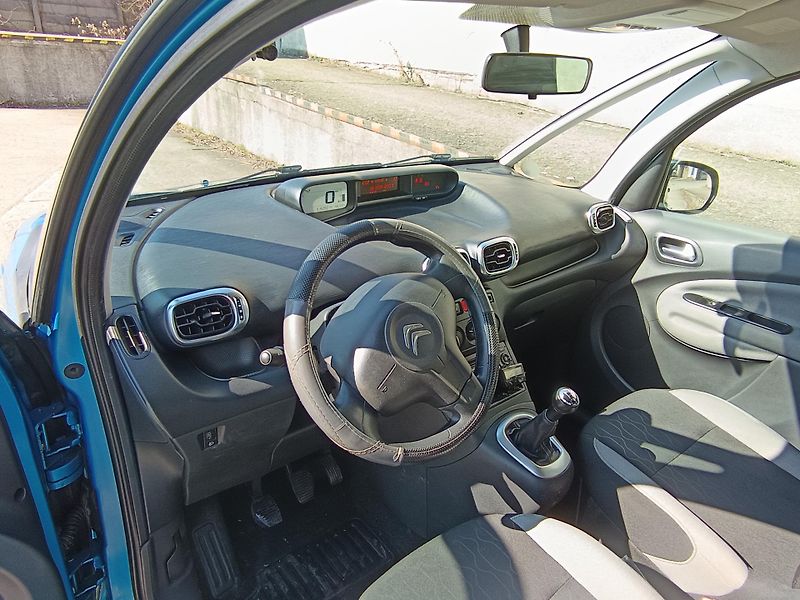 Citroën C3 Picasso (2014) 1.6 HDI - fotka 9 z 23