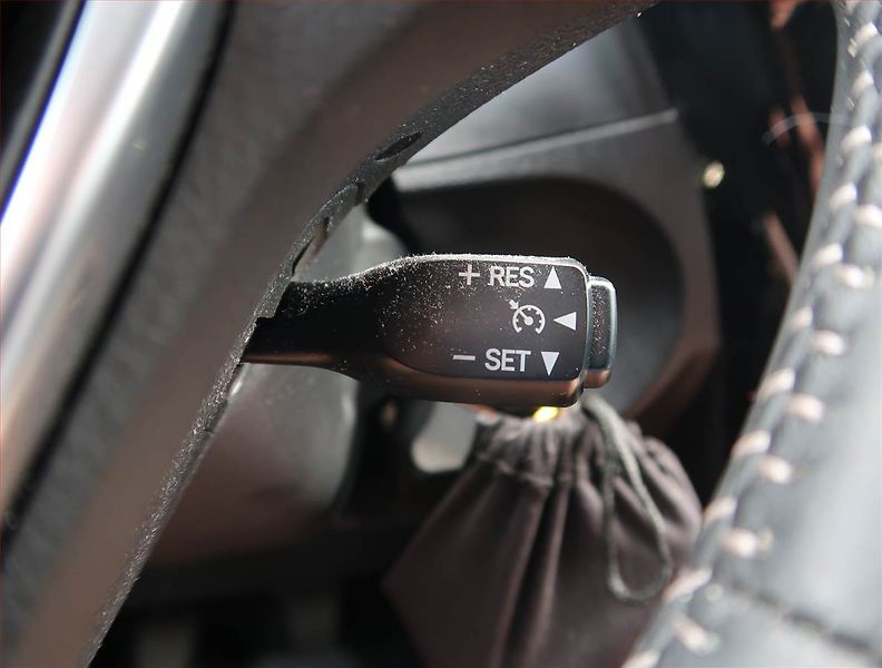 Toyota Auris (2016) 1.6 Valvematic, Serv.kniha - fotka 19 z 20