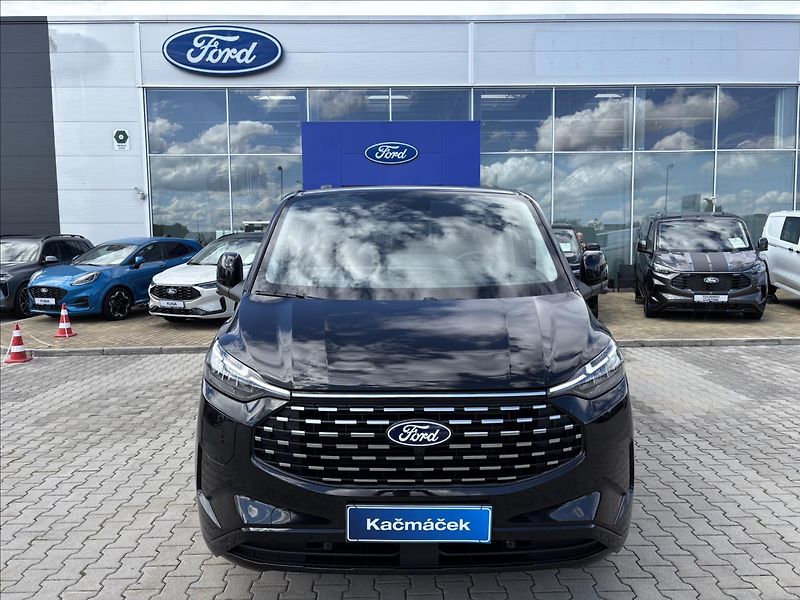 Ford Tourneo Custom 2,5 PHEV 171kW Titanium X L2 - fotka 8 z 56