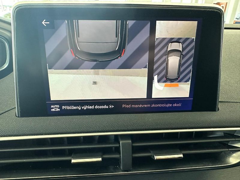 Peugeot 3008 (2018) 2.0BlueHDi,181HP,GT,ČR,DPH - fotka 13 z 21