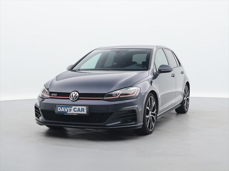 Volkswagen Golf 2,0 TSI GTI 169kW DSG Matrix - fotka 3 z 28