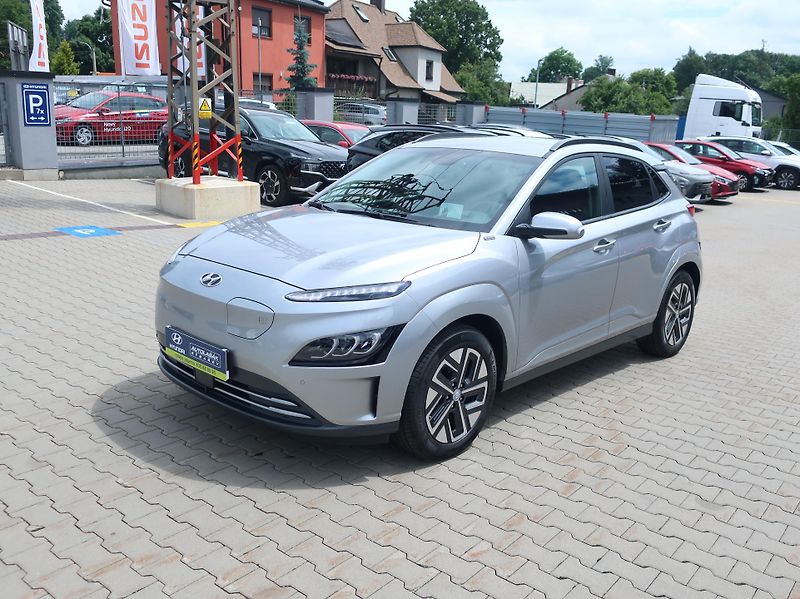 Hyundai Kona 65kWh-150KW POWER STYLE HEADUP - fotka 3 z 32