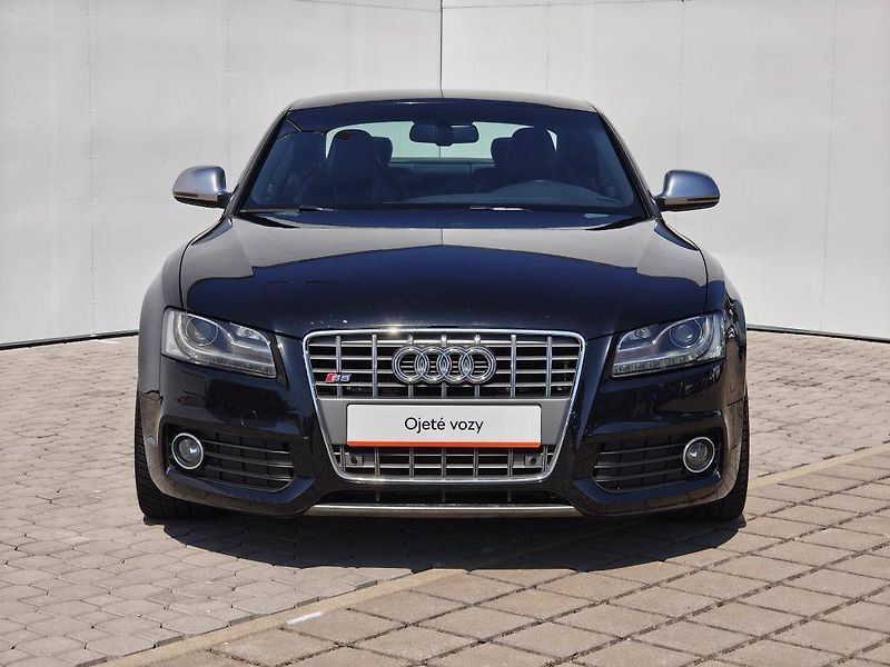 Audi S5 4,2FSI - fotka 4 z 24