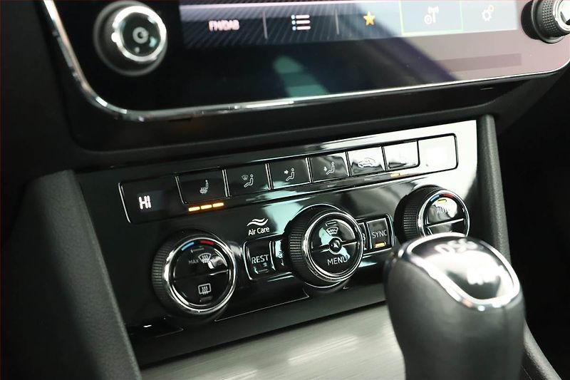 Škoda Superb (2021) Style 2.0 TDI - fotka 15 z 19