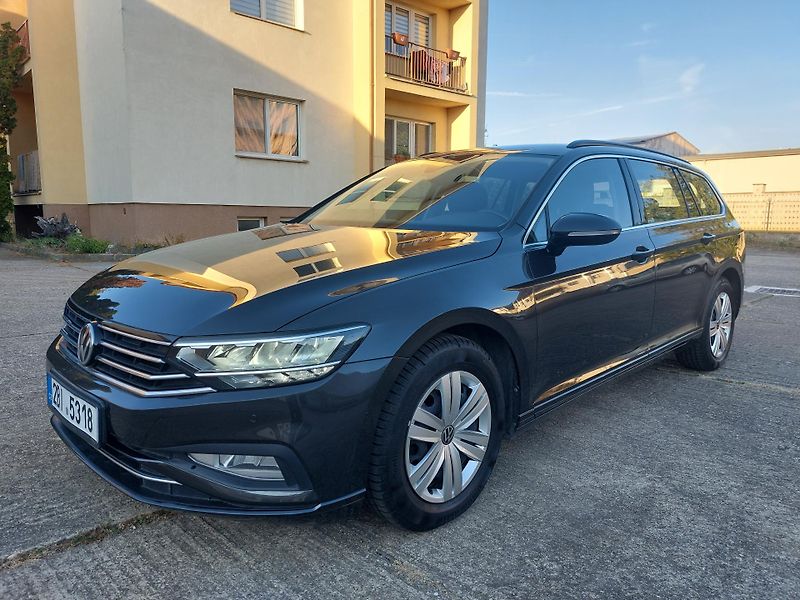 Volkswagen Passat 2,0 TDi 110kw Business ČR - fotka 3 z 19