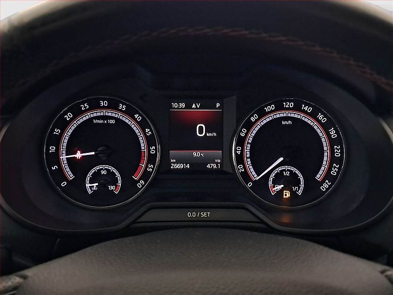 Škoda Octavia (2017) RS 2.0 TDI, Automat, Kůže - fotka 11 z 22