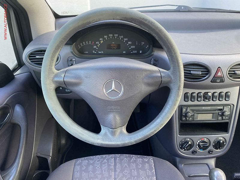 Mercedes-Benz Třídy A (2003) 1.4i 140, Classic, AC - fotka 11 z 15