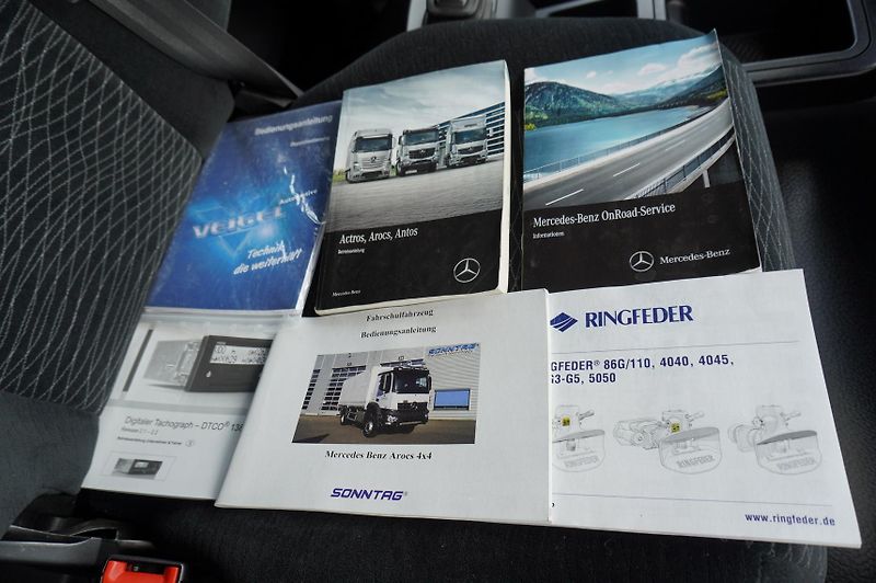Mercedes-Benz (2018) Arocs 1827 / Driver education - fotka 24 z 24