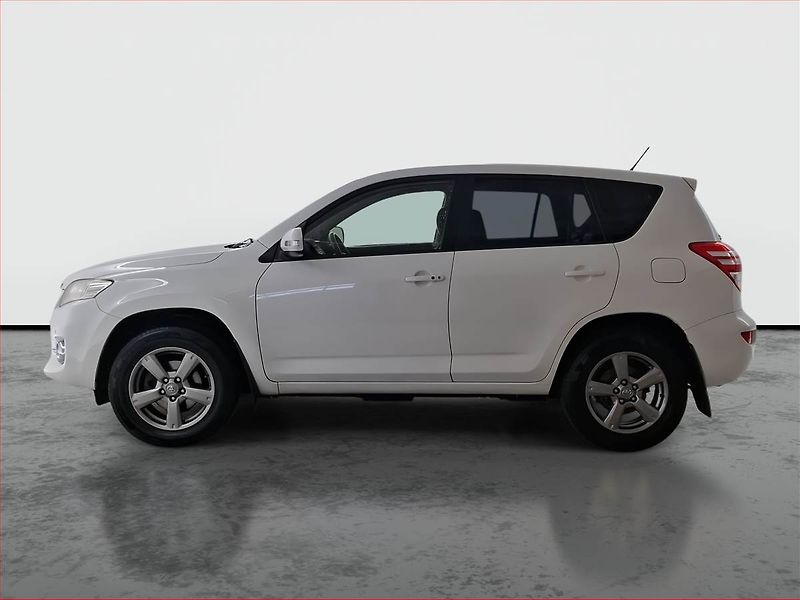 Toyota RAV4 (2012) 2.2 D-4D, 4X4, Tempomat - fotka 3 z 16