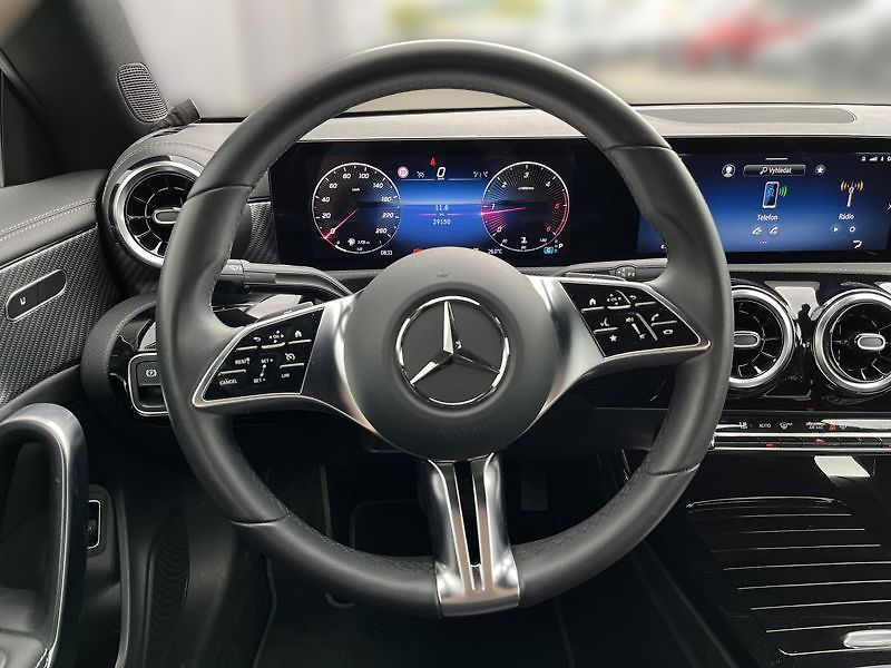Mercedes-Benz CLA Třída 200 d kupé Progressive L - fotka 11 z 21