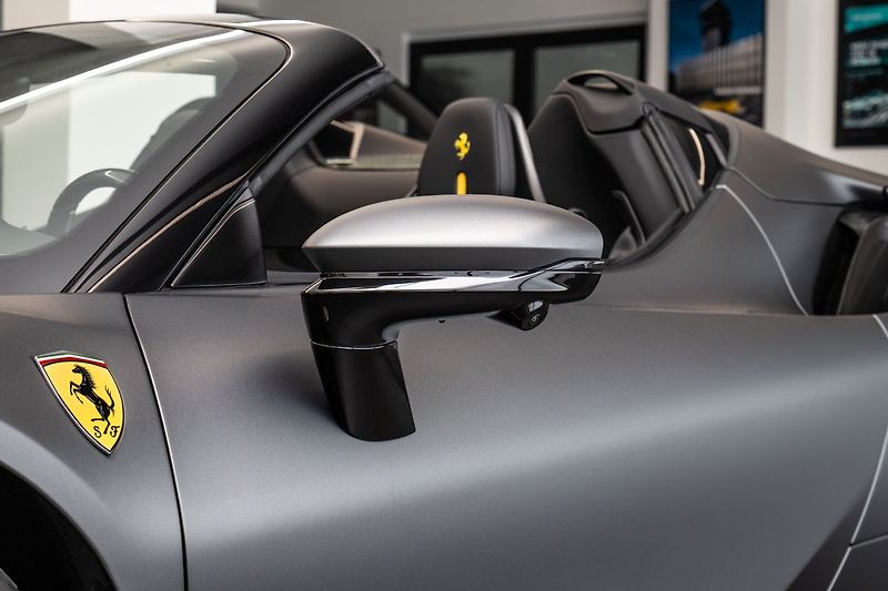 Ferrari SF90 Spider/LIFT/LEDS/360/Karbon - fotka 21 z 21