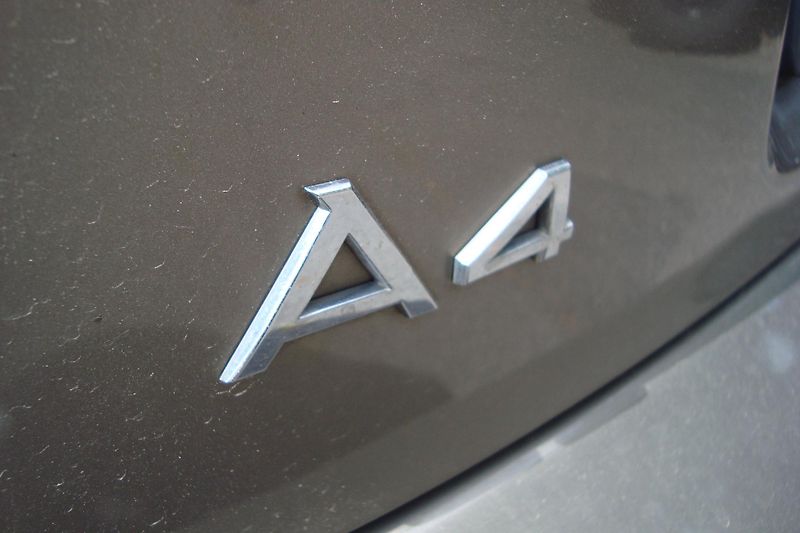 Audi A4 Avant (2006) 2.0 TDi, AUT - fotka 16 z 43