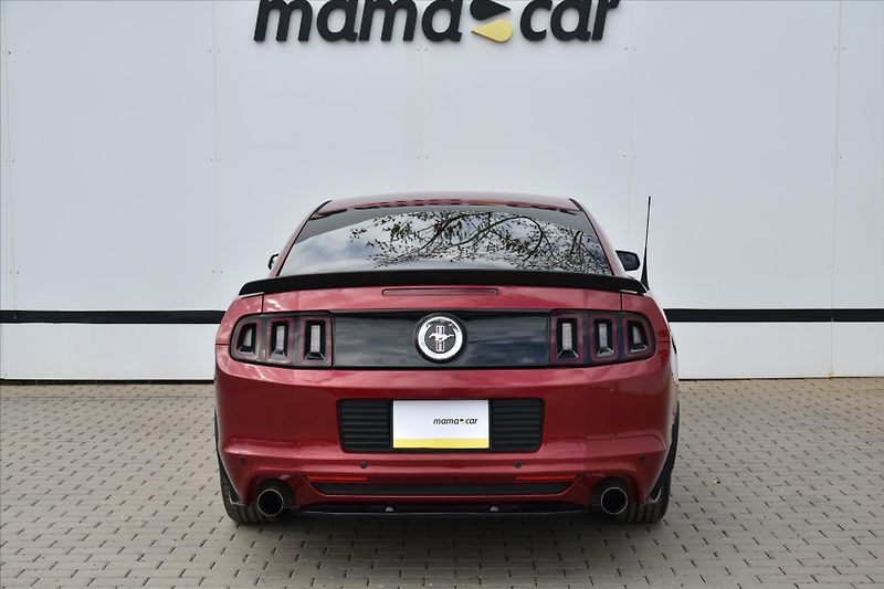 Ford Mustang GT 3.7i 227kW AUTOMAT - fotka 6 z 22