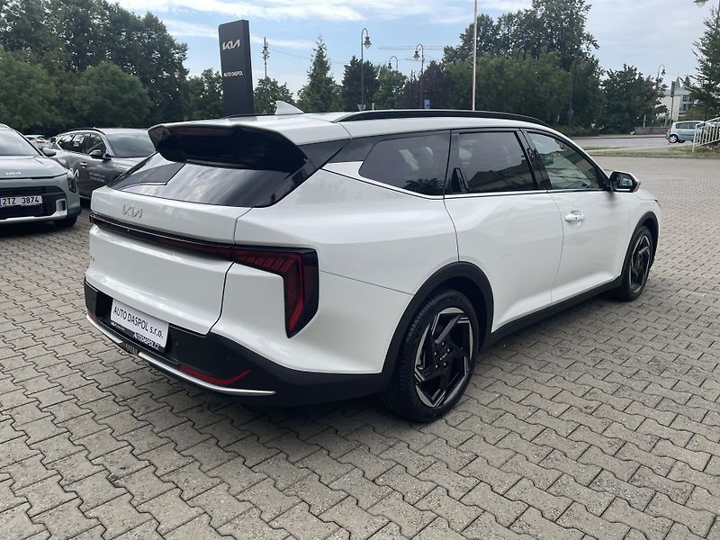 Kia K4 Sportswagon (2026) 1,6 T-GDi 7DCT TOP  - fotka 3 z 22