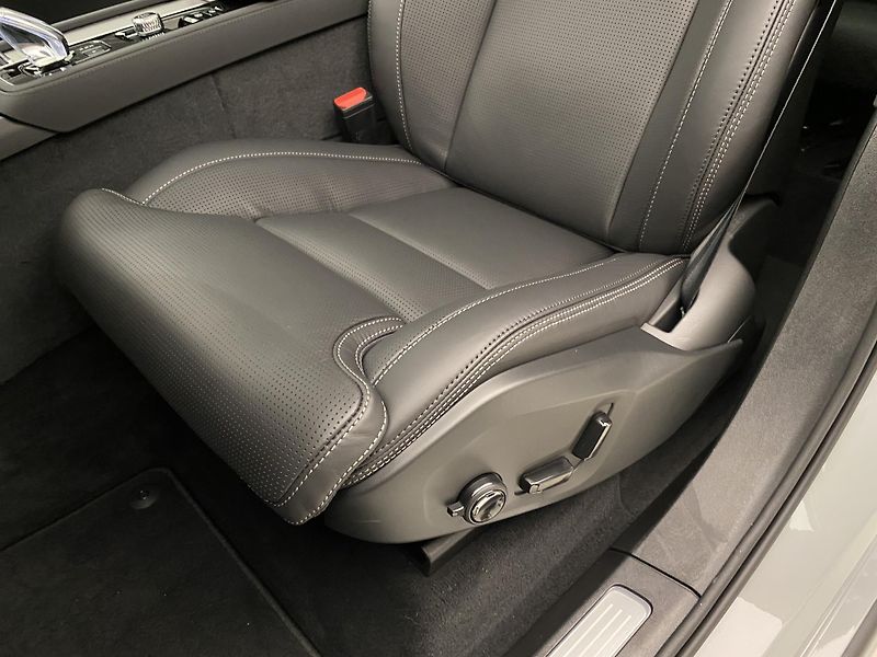 Volvo XC90 (2025) T8 AWD RECHARGE BLACK EDITION  - fotka 32 z 80