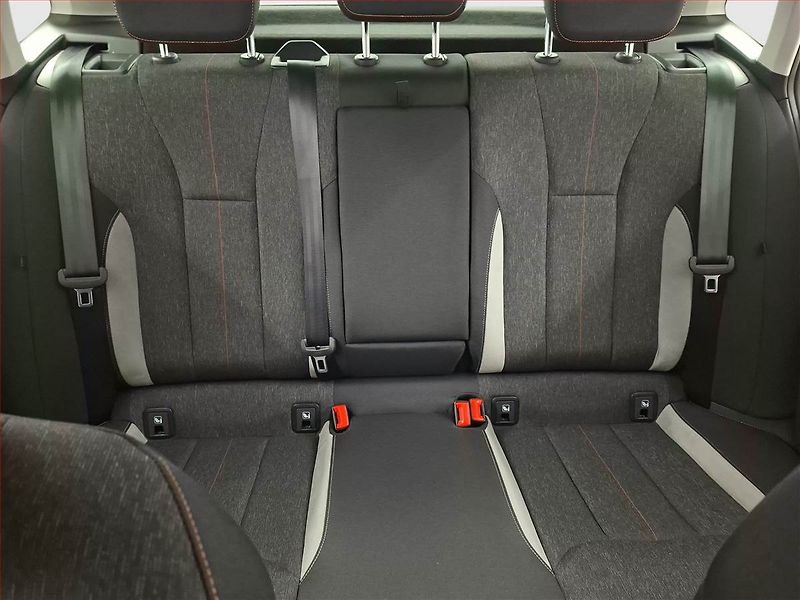 Škoda Kamiq (2021) 1.0 TSI, Automat, Serv.kniha - fotka 10 z 21