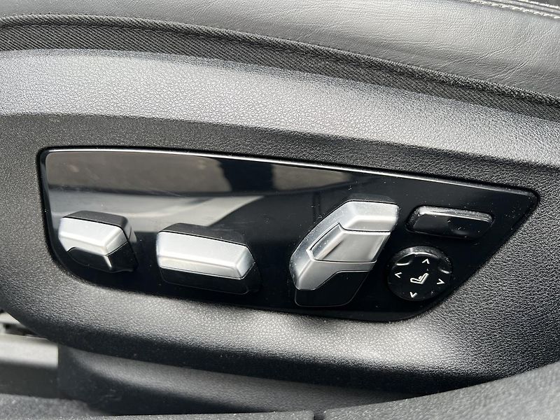 BMW Řada 7 (2017) 750d xDrive Laser Full  - fotka 17 z 39