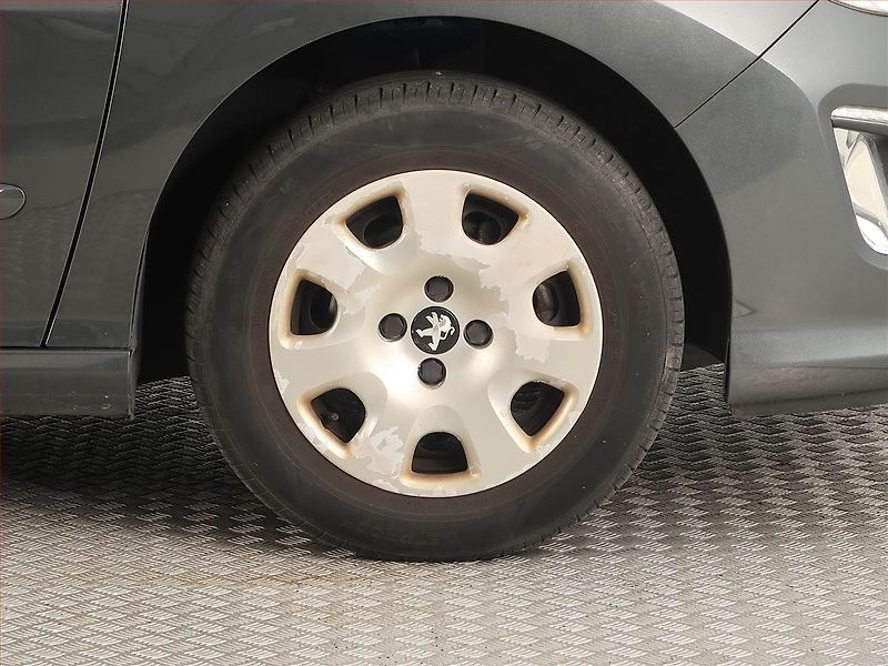 Peugeot 308 (2013) 1.6 VTi, Tempomat - fotka 14 z 16