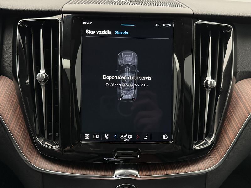 Volvo XC60 T8 AWD BRIGHT PLUS REZERVACE - fotka 34 z 48