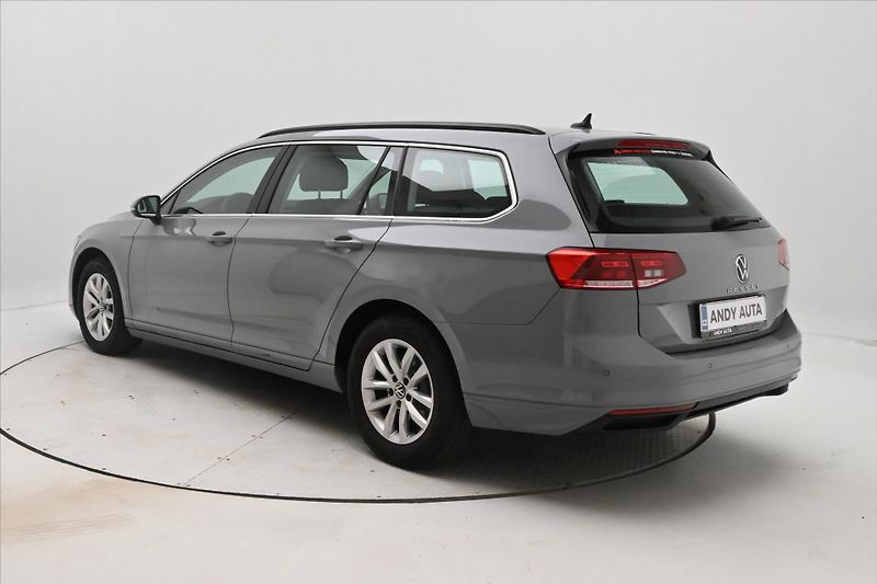 Volkswagen Passat 2,0 TDI 110 kW DSG Business Zá - fotka 7 z 32