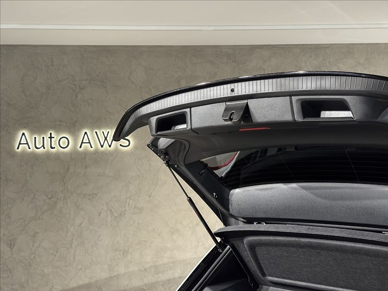 Volkswagen ID.3 Pro 1st Edition IQ Light ACC - fotka 14 z 49