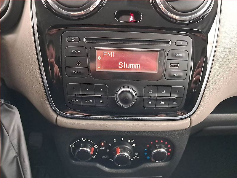 Dacia Lodgy (2015) 1.2 TCe, 7 míst, Serv.kniha - fotka 12 z 16