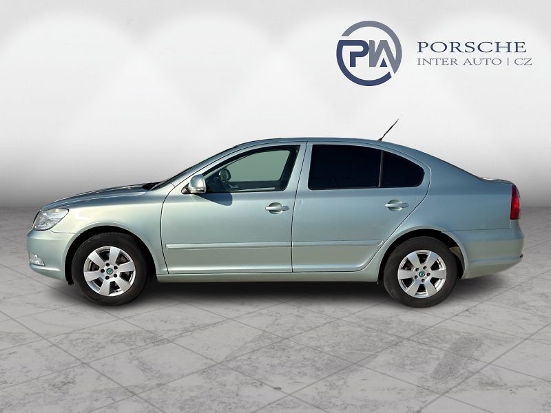 Škoda Octavia 1.6 MPi 75kW Ambiente Plus - fotka 3 z 29