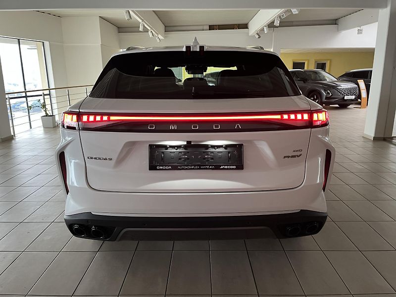 Omoda 9 (2025) PHEV  - fotka 6 z 13