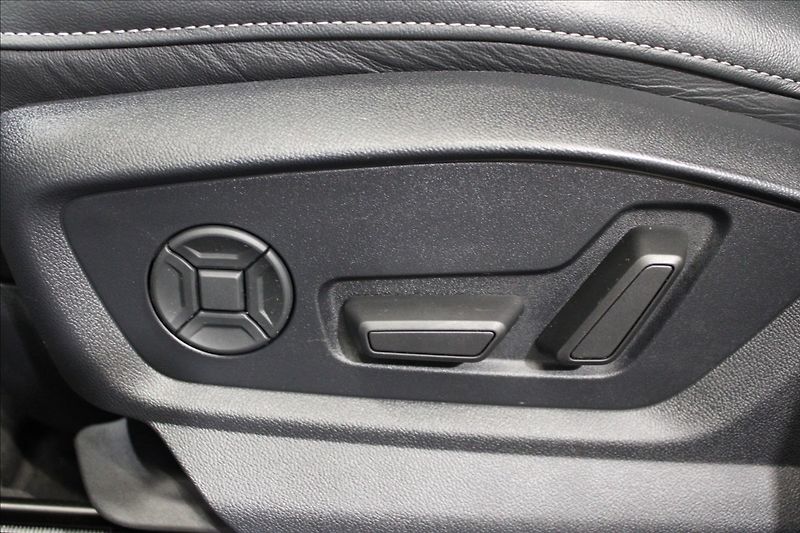 Audi Q7 3,0 TDI quattro  S line - fotka 32 z 37