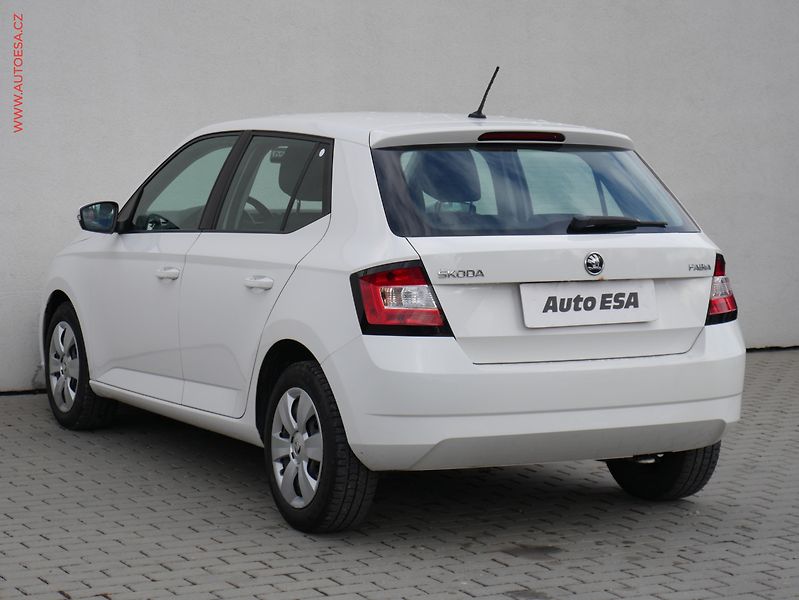 Škoda Fabia (2015) 1.2 TSi, Ambition - fotka 6 z 14