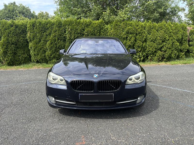 BMW Řada 5 (2012) 525d Individual Nový motor kůž - fotka 2 z 27