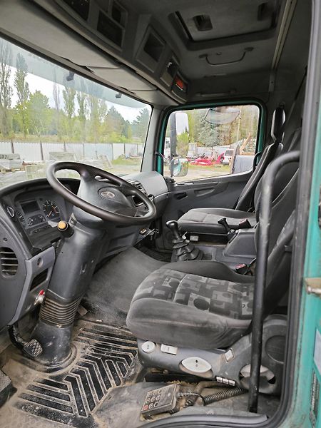 Mercedes-Benz Atego (2006) 1018L 4x2 JEŘÁB PM SERIE 6 - fotka 4 z 6