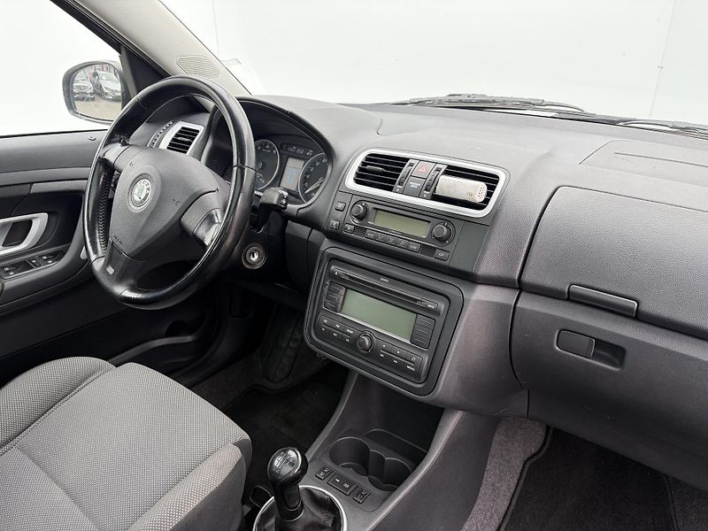 Škoda Roomster (2008) 1.6 16V po servisu - fotka 7 z 24