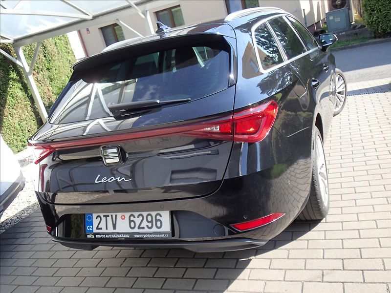 Seat Leon 1,5 eTSI,Execelent,DSG,Tažné - fotka 6 z 80