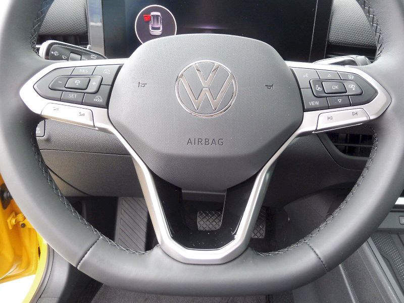 Volkswagen T-Roc (2026) Life 1,5 eTSI 85 kW DSG - fotka 21 z 27