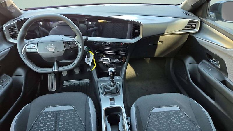 Opel Mokka (2026) Edition 1.2 TURBO (100 kW/ 136 - fotka 20 z 37