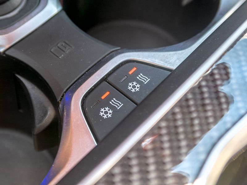 BMW X5 (2023) 3.0D 50E – NOVÉ V ČR - fotka 35 z 70