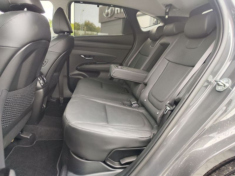 Hyundai Tucson 1.6 T-GDI/158kW PRM LUX HEV AT - fotka 14 z 39