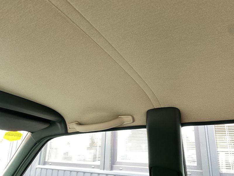 Mercedes-Benz 124 2.0i - 1xMaj - 40 000km - TOP - fotka 28 z 54