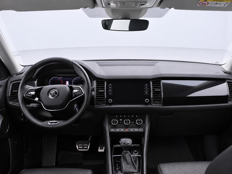 Škoda Kodiaq L&K 2,0 TDI 4x4 DSG L&K CZ DPH - fotka 15 z 35