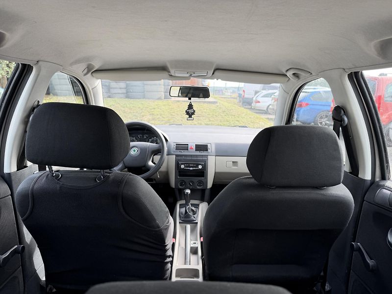 Škoda Fabia 1.2i - fotka 11 z 18