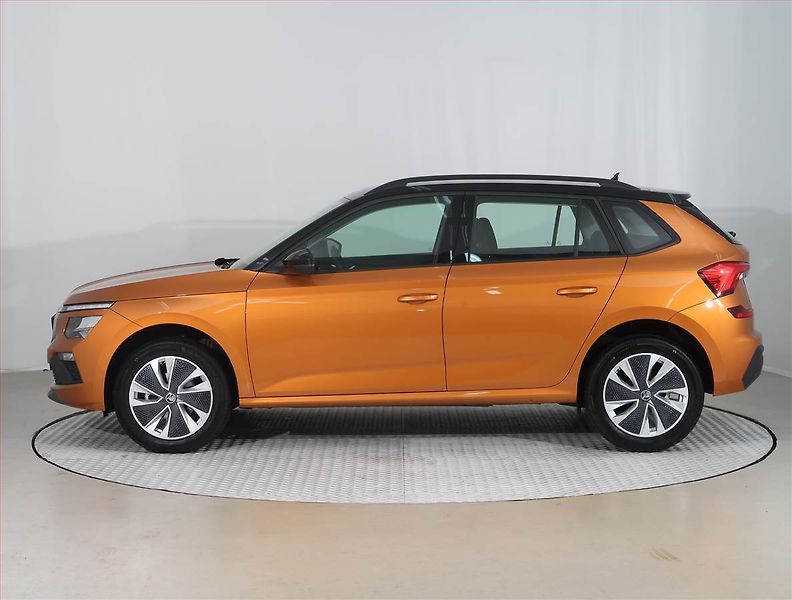 Škoda Kamiq (2024) 1.0 TSI - fotka 3 z 23