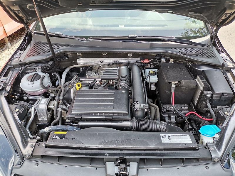 Volkswagen Golf Variant (2014) 1.2TSi 77kw PDC - fotka 19 z 27