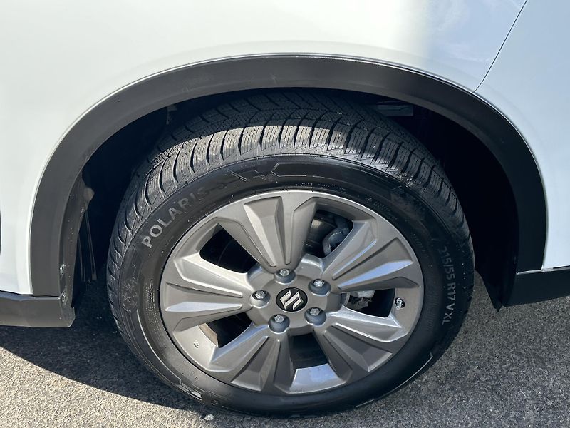 Suzuki Vitara (2022) HYBRID 1.4/95kW *4x2* ČR  - fotka 37 z 39