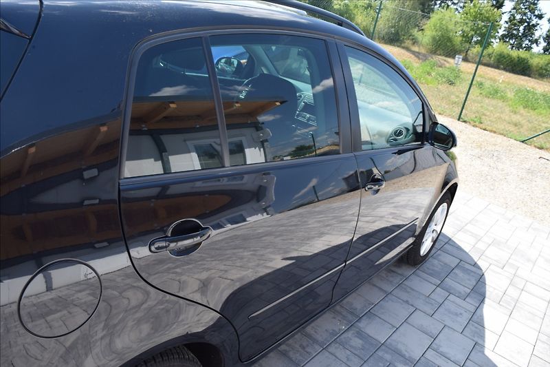 Volkswagen Golf Plus 1,4 i 59KW VÝHŘEV NAVI ALU - fotka 10 z 46