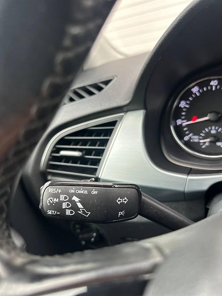 Škoda Fabia (2015) III HATCHBACK 1.0 MPI AMBIENTE - fotka 19 z 21