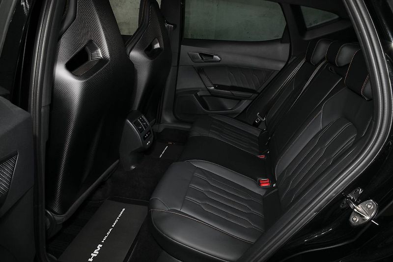 Cupra Formentor VZ5 2.5TSI 287kW Sabelt Beats - fotka 15 z 37
